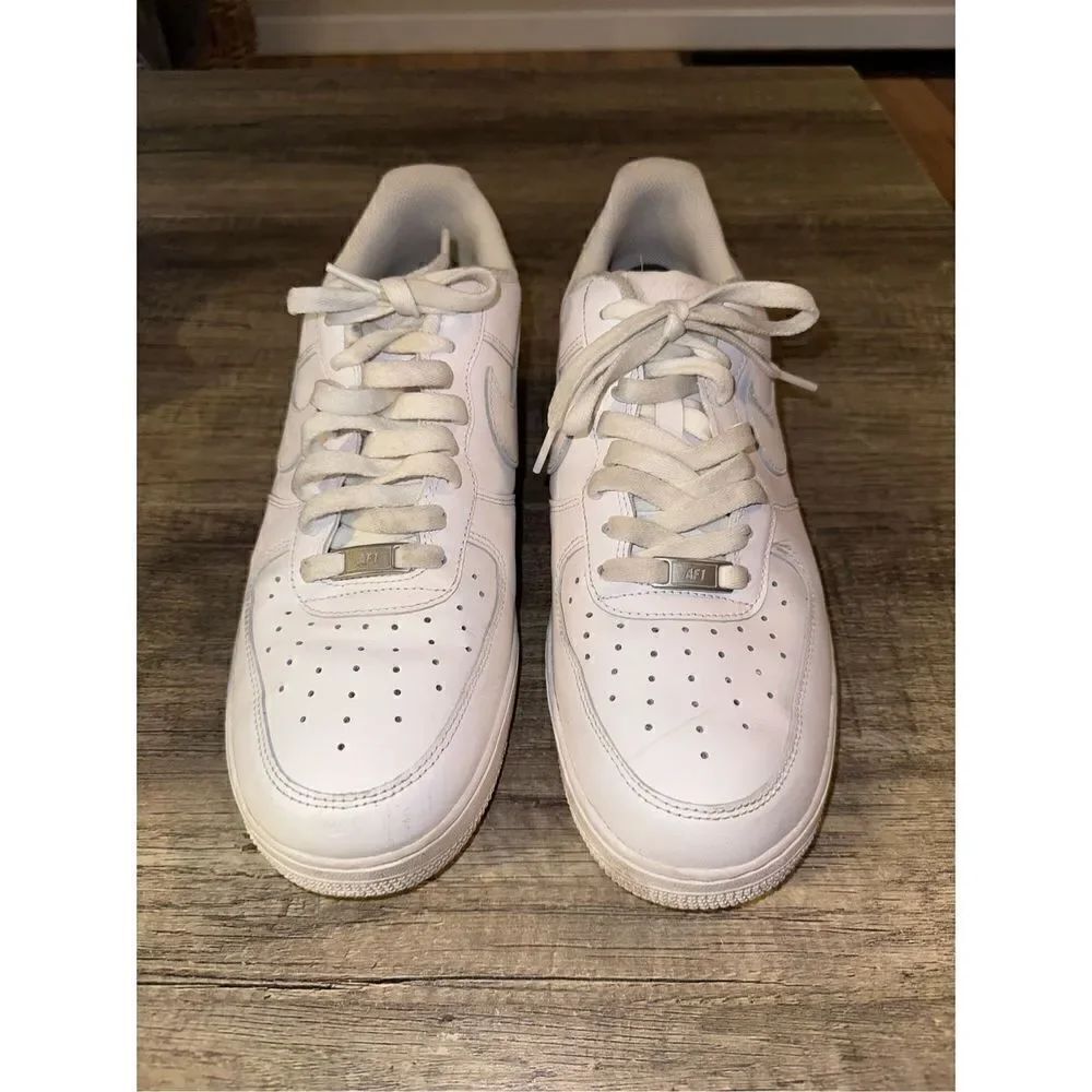 Nike Men's Air Force 1 Low Athletic Shoes Triple White Size 11